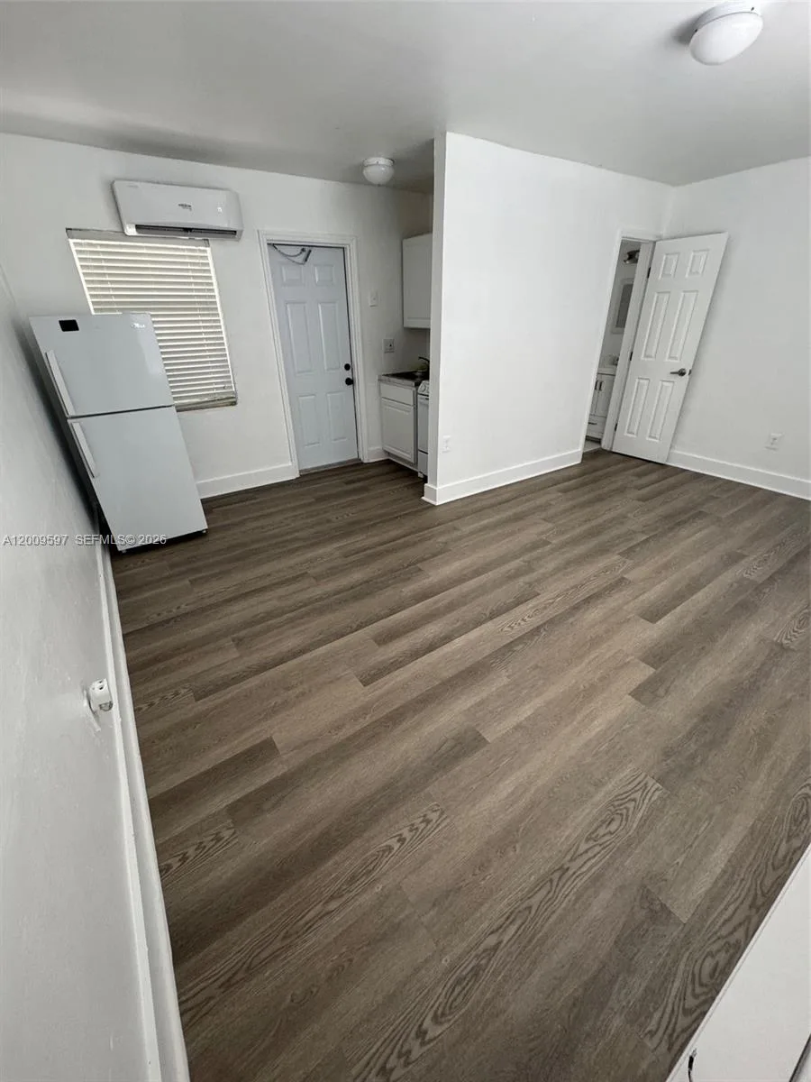 240 NW 64 str # 4, Miami, FL 33150 photo 9