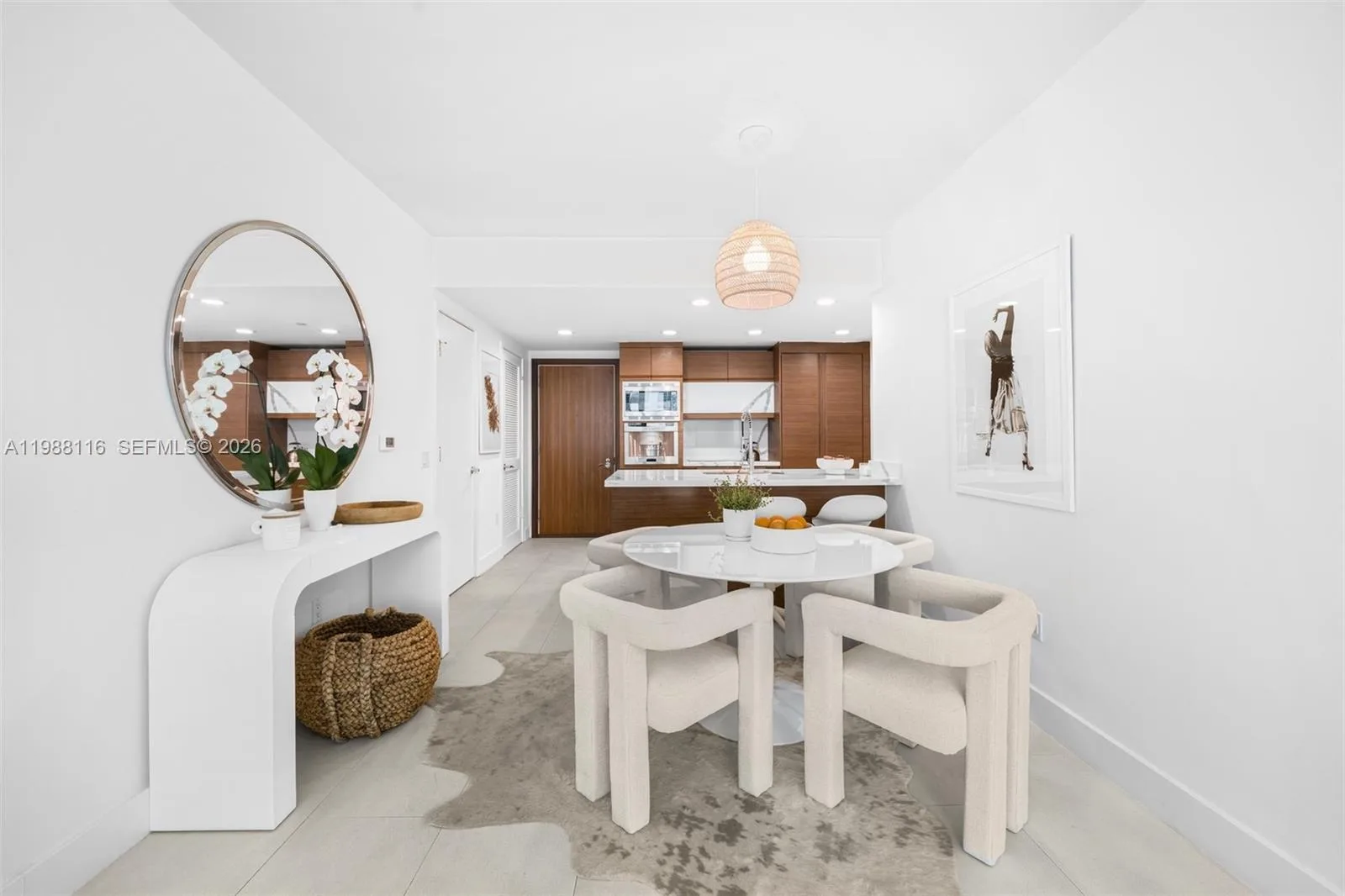 5875 Collins Ave # 906, Miami Beach, FL 33140 photo 2