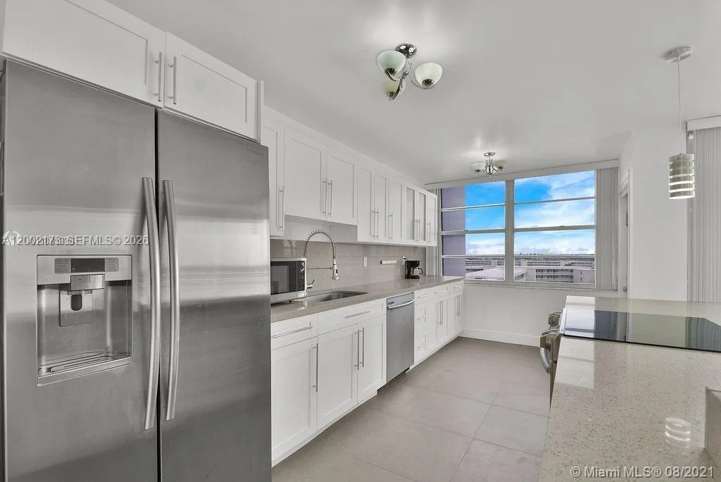 18041 Biscayne Blvd # 801, Aventura, FL 33160