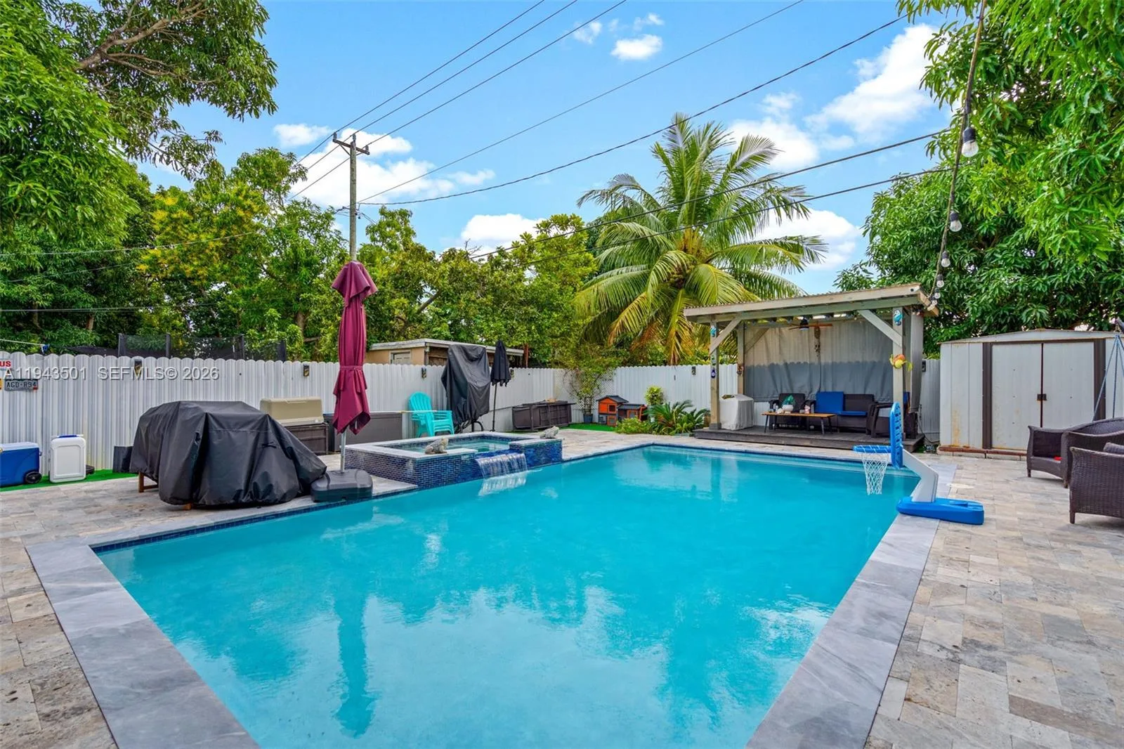 864 E 29th St, Hialeah, FL 33013 photo 10