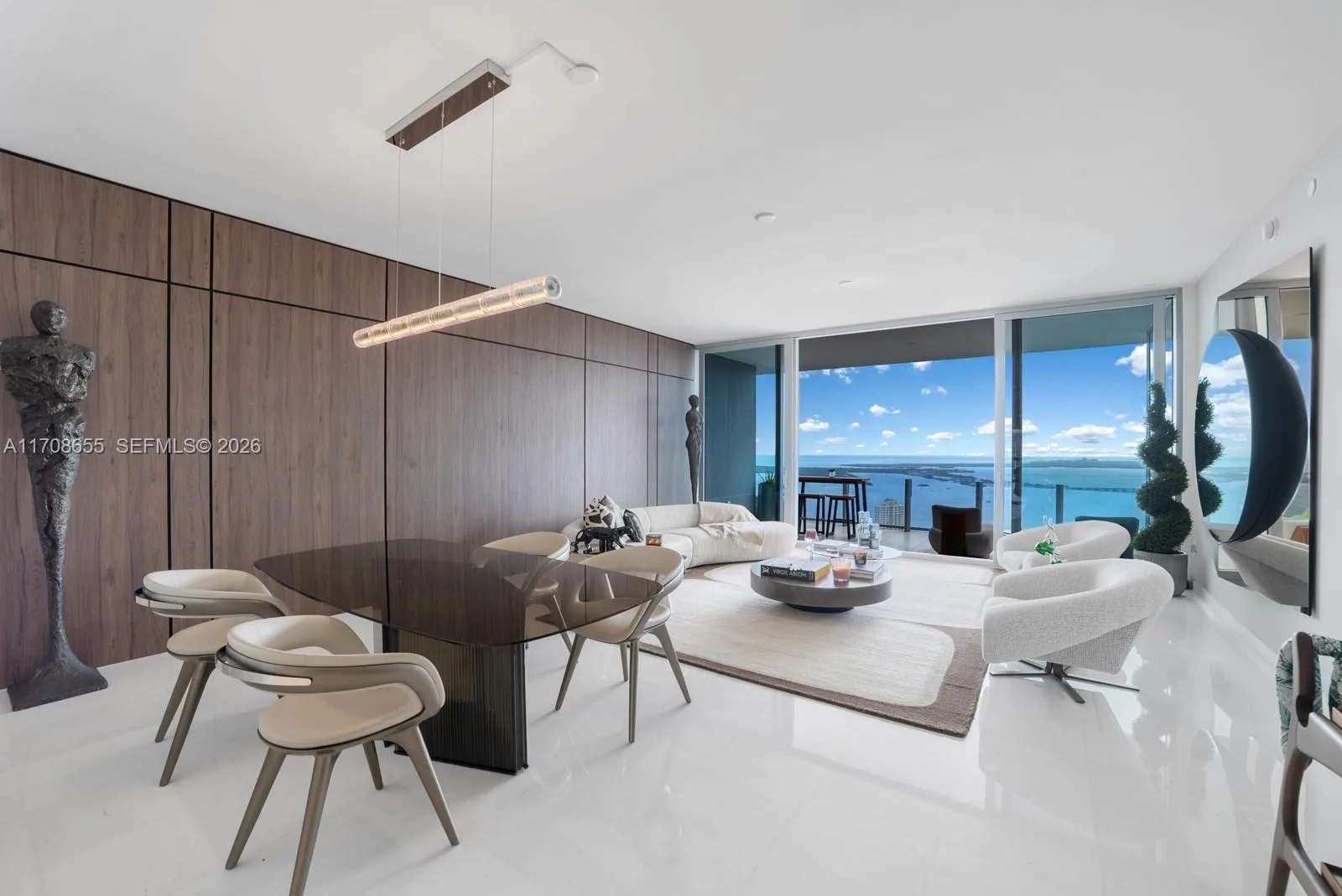 300 Biscayne Blvd Way # 4703, Miami, FL 33131 photo 3