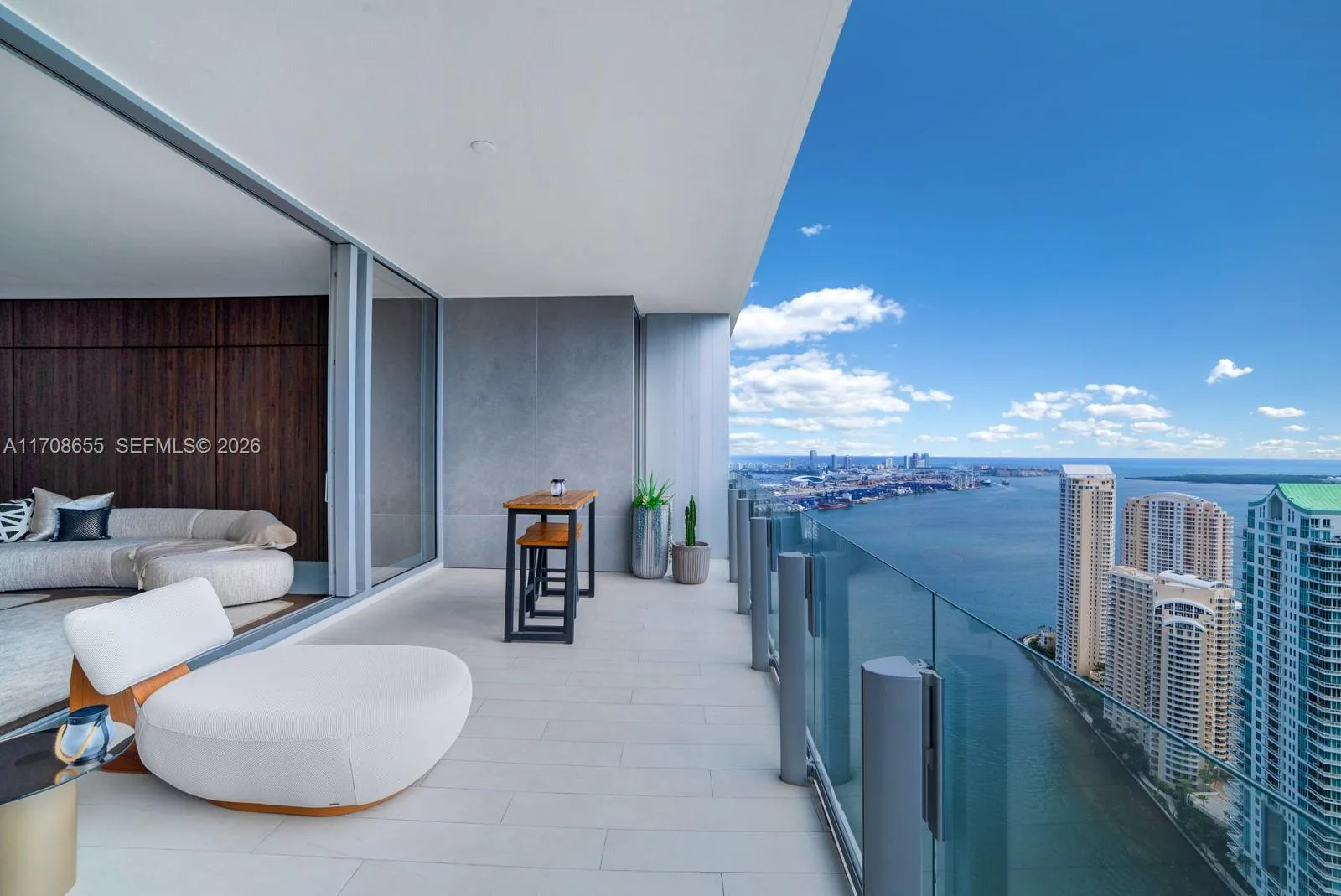 300 Biscayne Blvd Way # 4703, Miami, FL 33131 photo 7