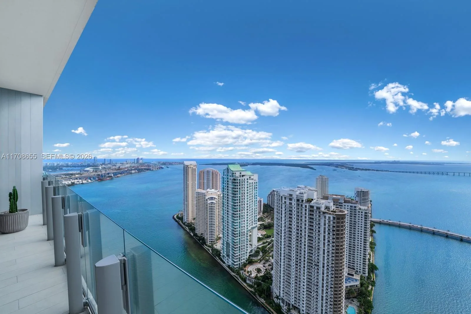 300 Biscayne Blvd Way # 4703, Miami, FL 33131 photo 8