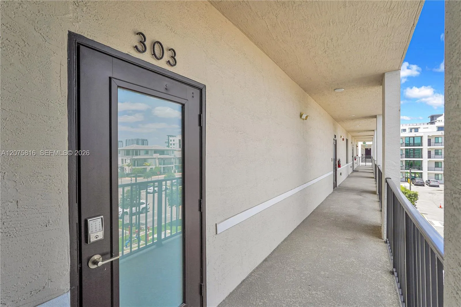8301 NW 41st St # B-303, Doral, FL 33166 photo 3