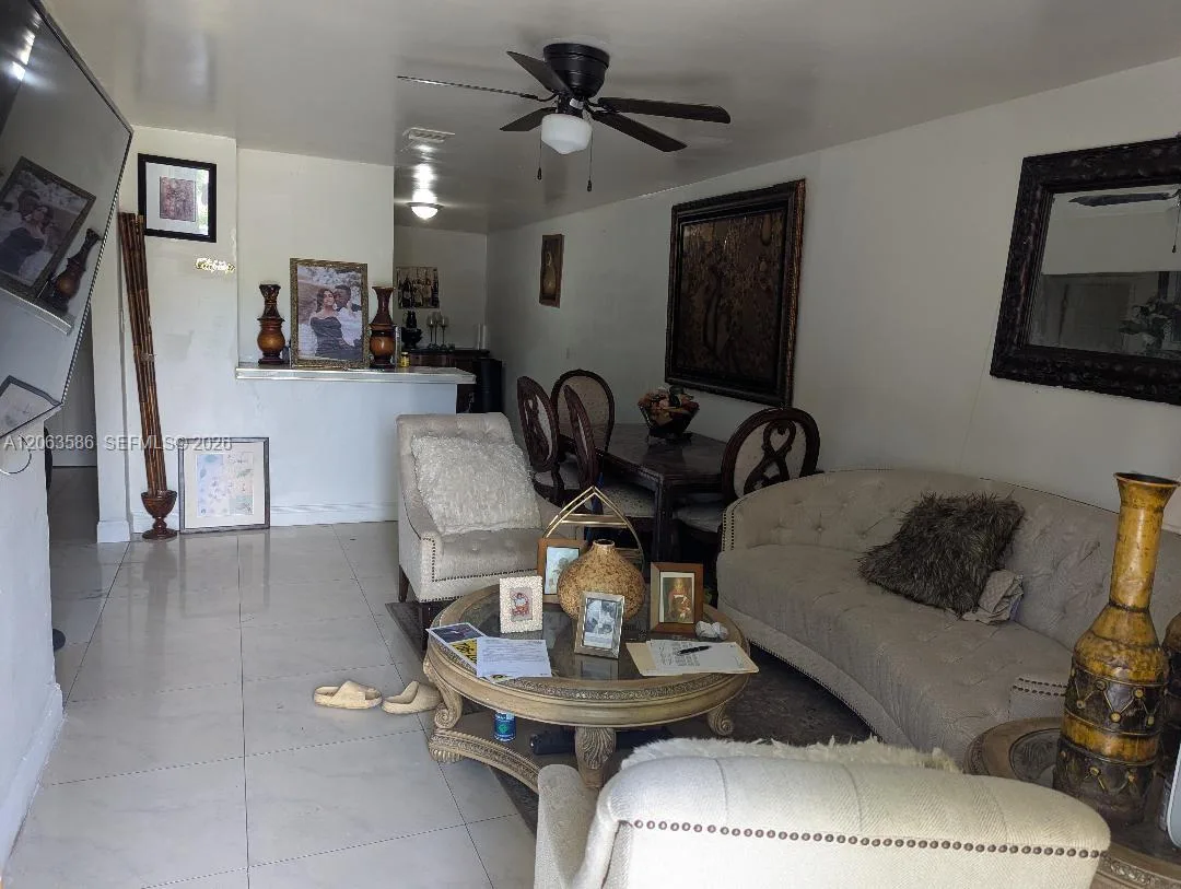 3206 SW 47th Ave, West Park, FL 33023 photo 2