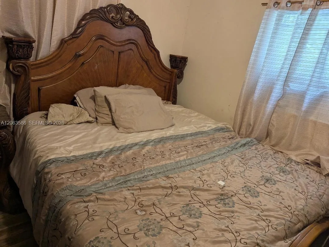 3206 SW 47th Ave, West Park, FL 33023 photo 8