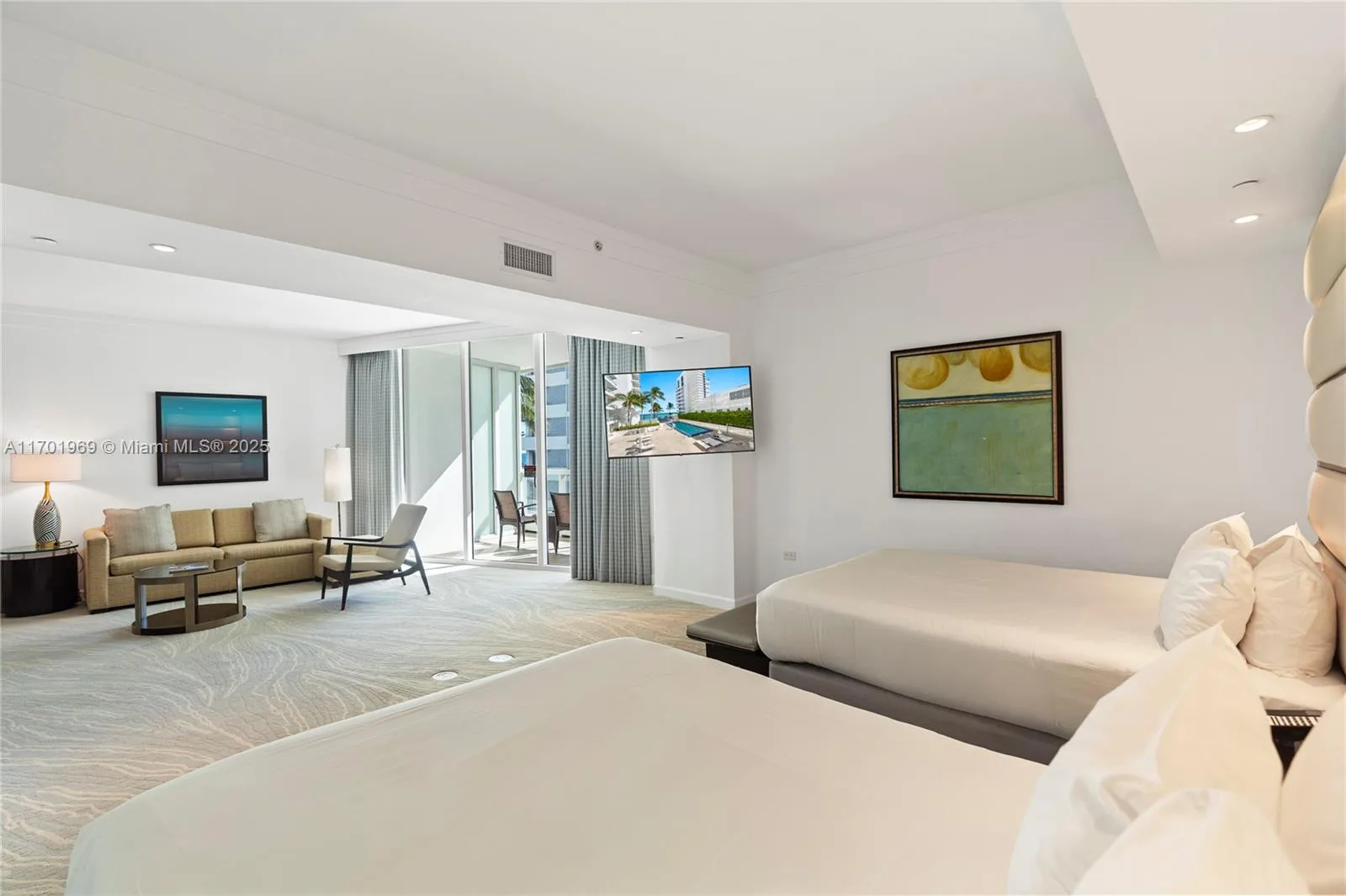 4391 Collins Ave # 719, Miami Beach, FL 33140 photo 4