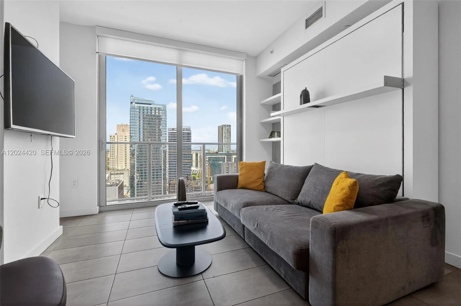 227 NE 2nd St # 2805, Miami, FL 33132
