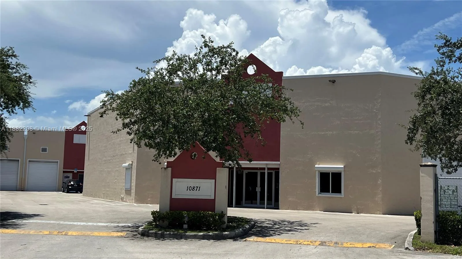 10871 SW 188th St # 12, Cutler Bay, FL 33157