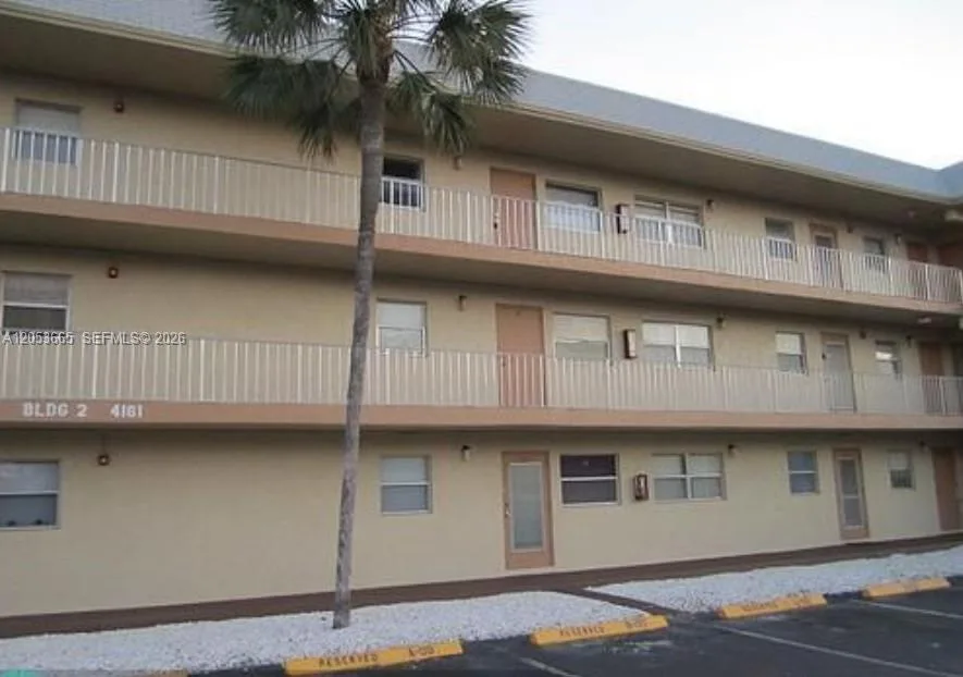 4161 NW 26th St # 304, Lauderhill, FL 33313