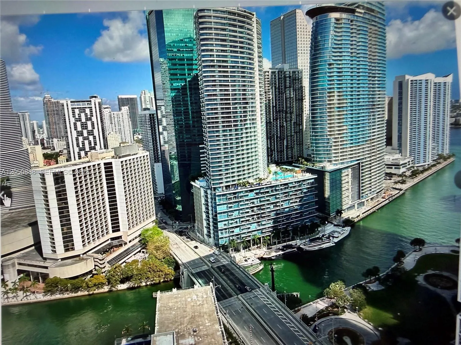 500 Brickell Ave # 2003, Miami, FL 33131 photo 2