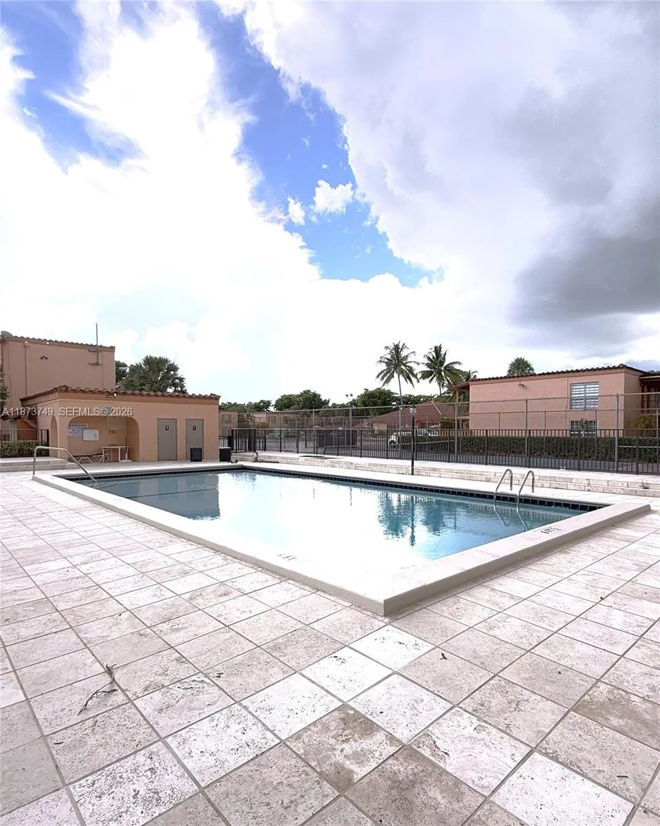 7121 Miami Lakes Dr # Q8, Miami Lakes, FL 33014 photo 12