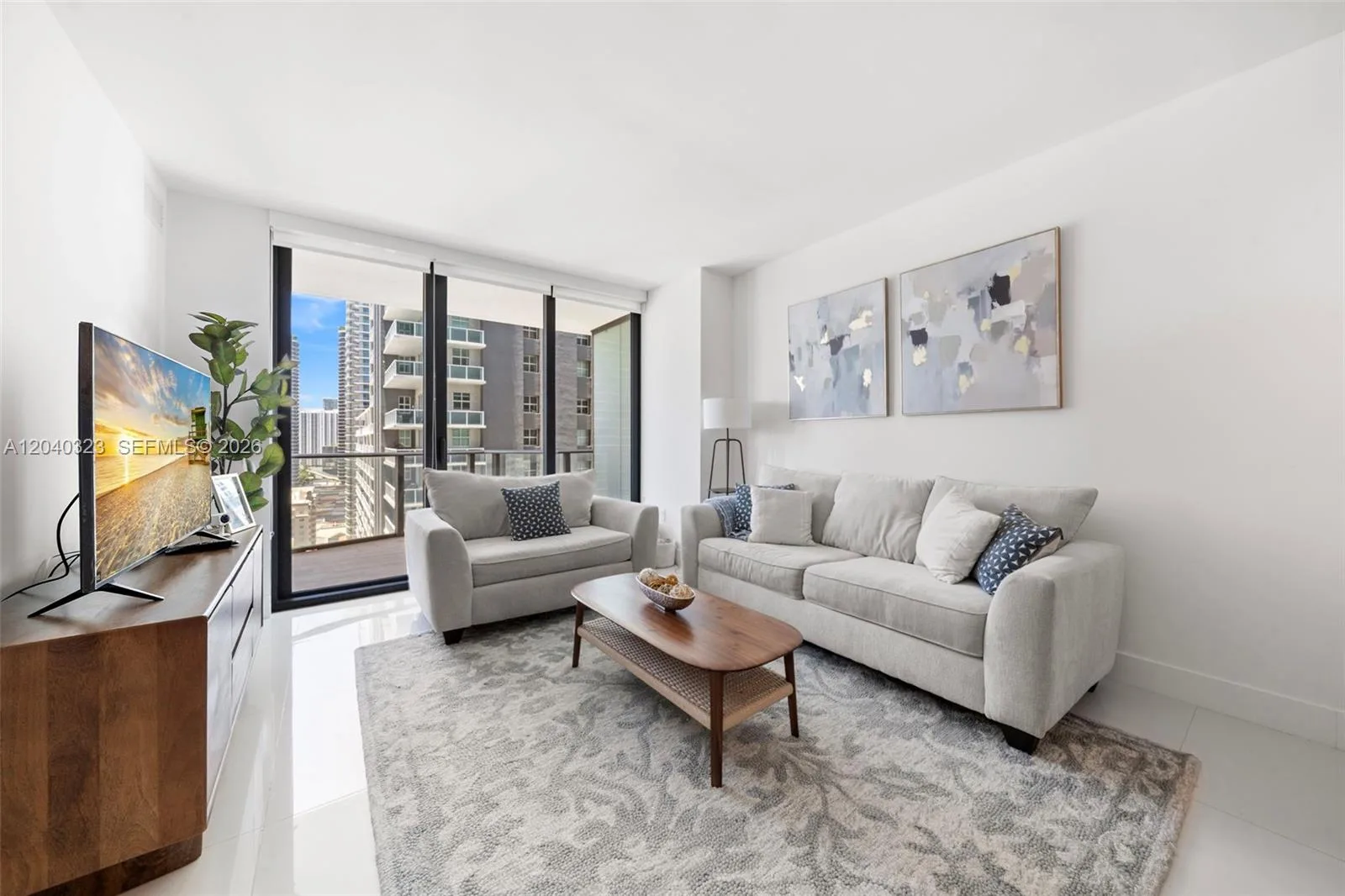 1300 S Miami Ave # 2110, Miami, FL 33130