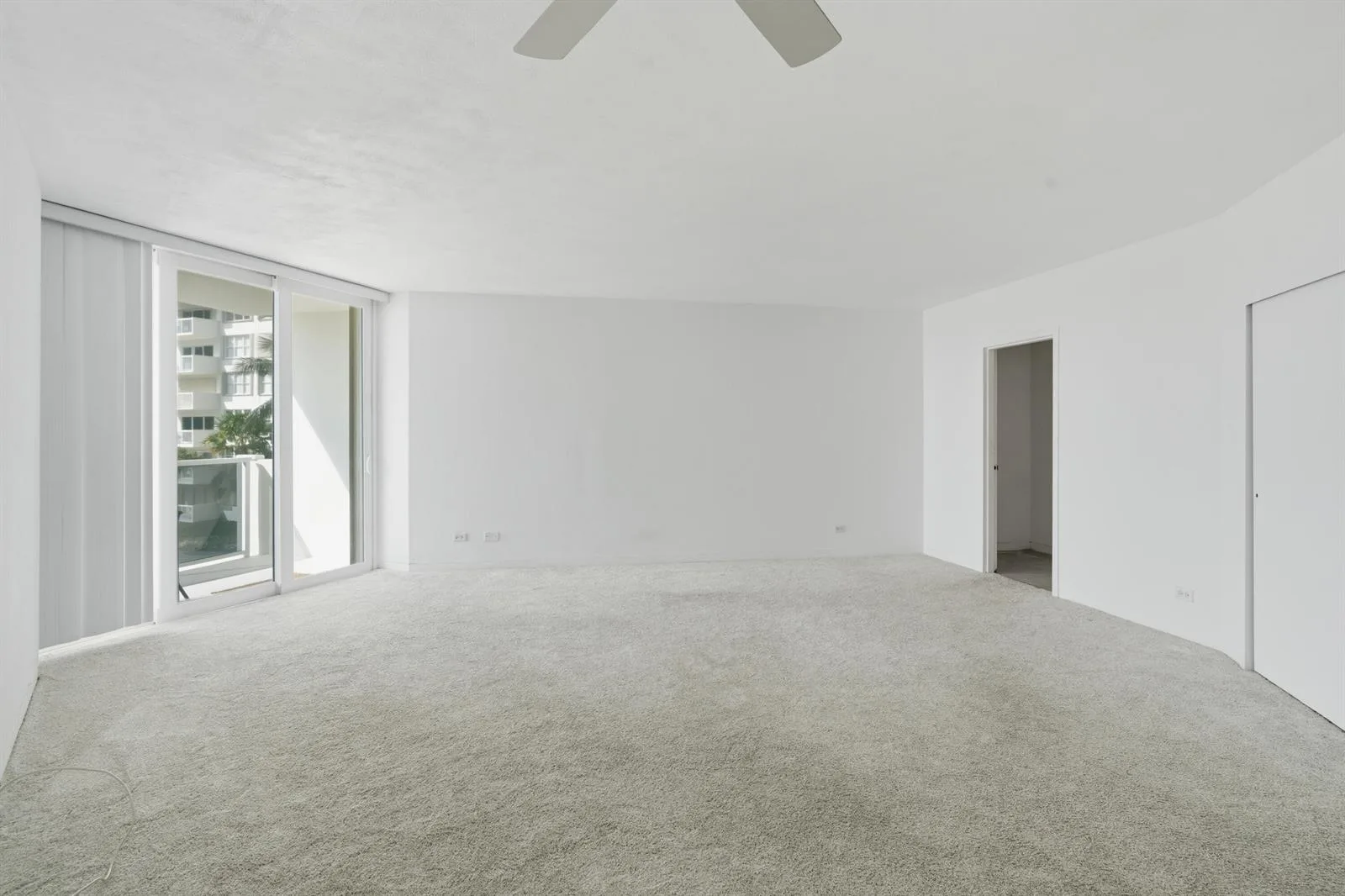2800 N Flagler Drive # 303, West Palm Beach, FL 33407