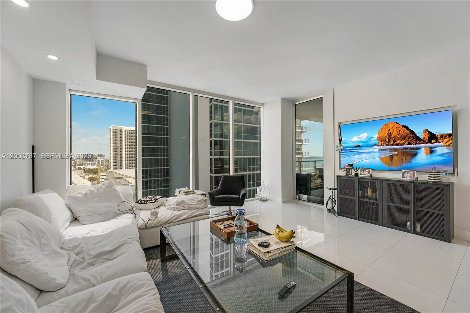 1040 Biscayne Blvd # 1905, Miami, FL 33132 photo 3