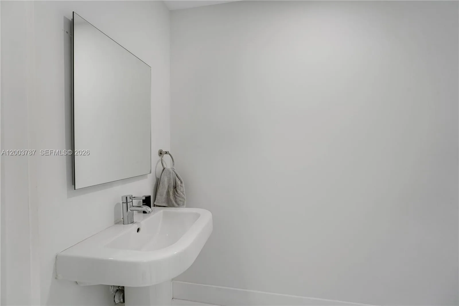 1040 Biscayne Blvd # 1905, Miami, FL 33132 photo 6