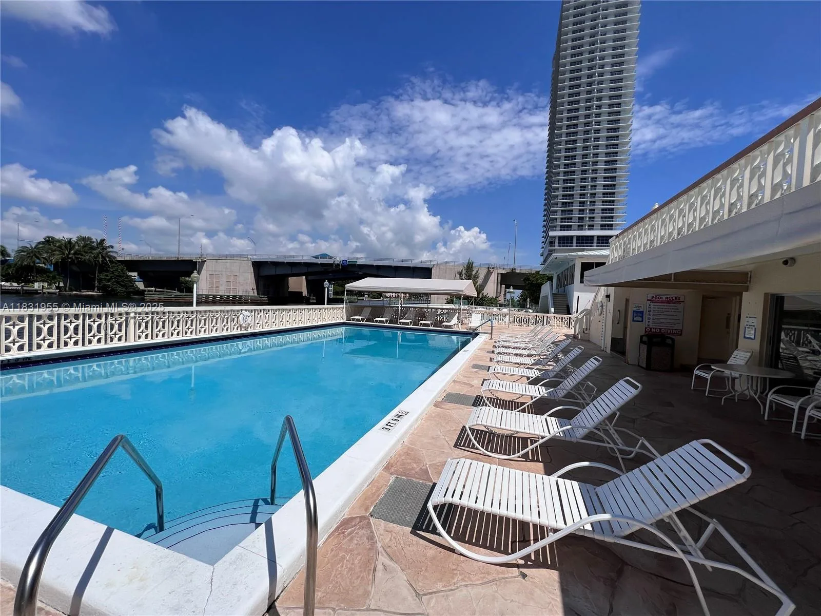 1817 S Ocean Dr # 426, Hallandale Beach, FL 33009