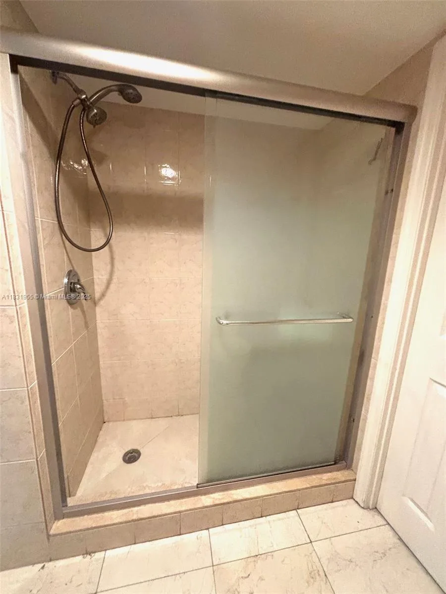 1817 S Ocean Dr # 426, Hallandale Beach, FL 33009 photo 13