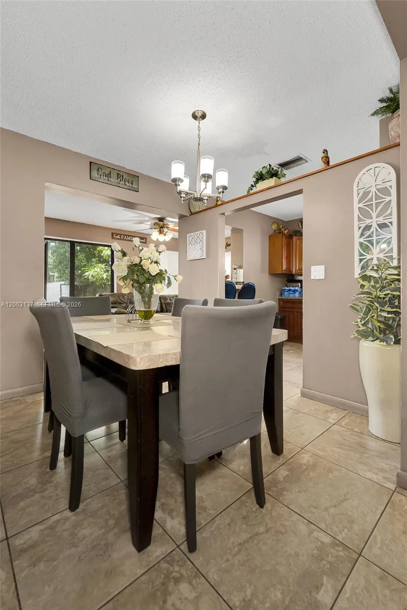 2630 Everglades Dr, Miramar, FL 33023 photo 10
