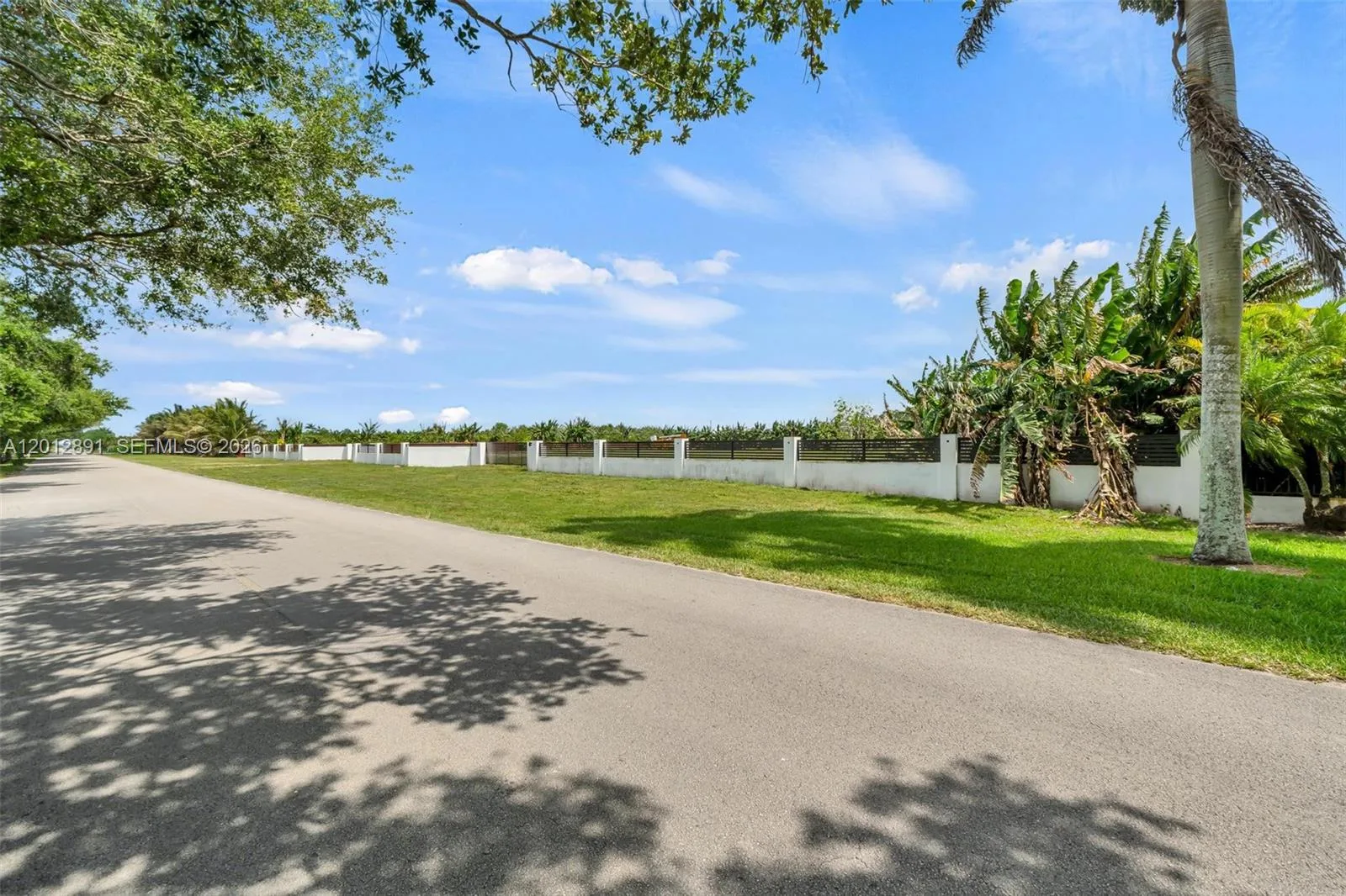104 SW st, Miami, FL 33196 photo 8