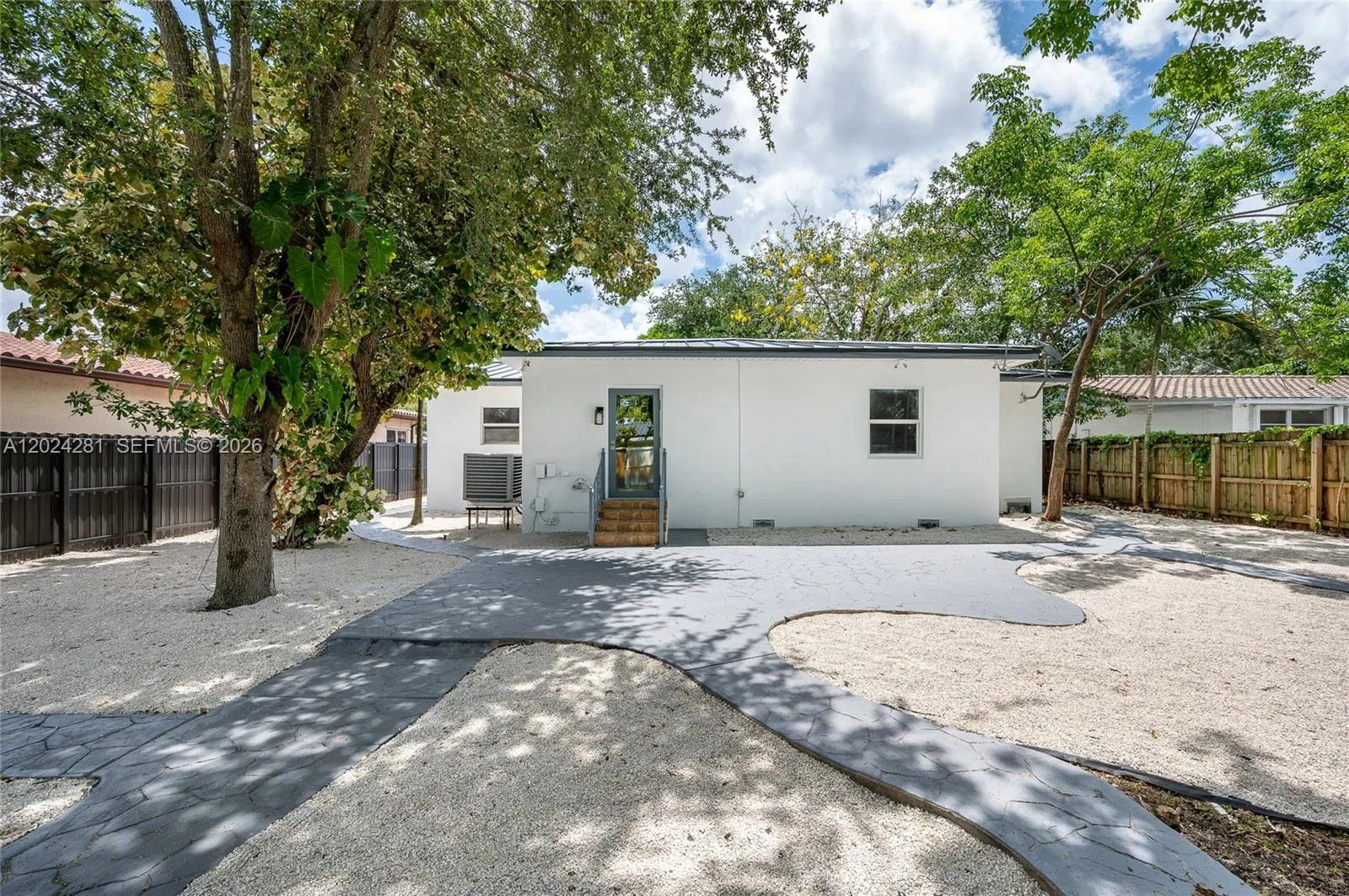 264 Navajo St, Miami Springs, FL 33166 photo 12