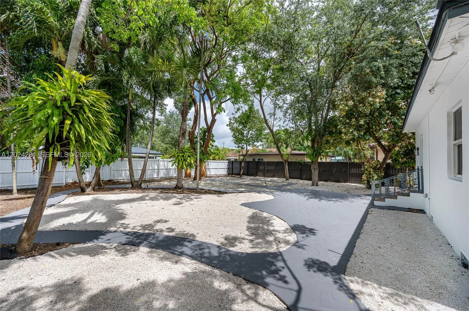 264 Navajo St, Miami Springs, FL 33166 photo 13