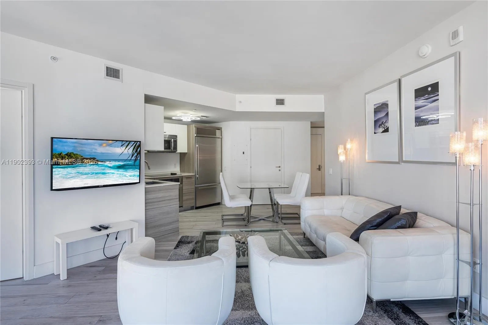 1300 Brickell Bay Dr # 3307, Miami, FL 33131