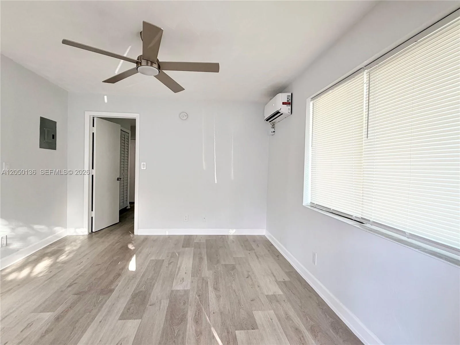 1632 NE 4th Pl # 1, Fort Lauderdale, FL 33301 photo 2