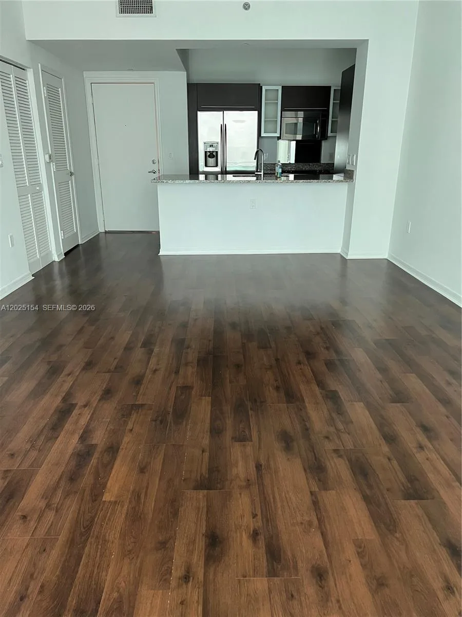 950 Brickell Bay Dr # 2303, Miami, FL 33131 photo 10