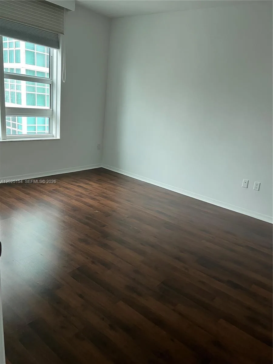950 Brickell Bay Dr # 2303, Miami, FL 33131 photo 11