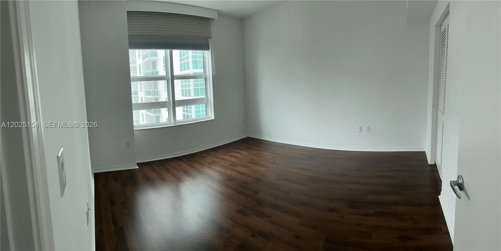 950 Brickell Bay Dr # 2303, Miami, FL 33131 photo 12