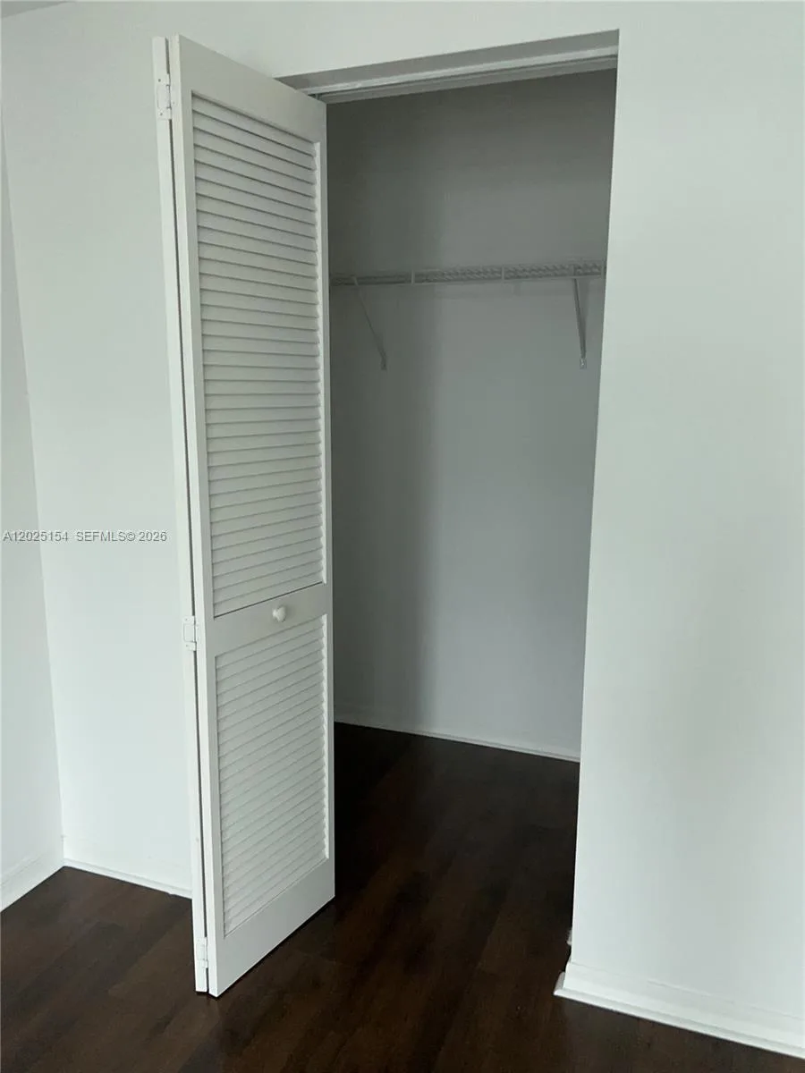 950 Brickell Bay Dr # 2303, Miami, FL 33131 photo 13