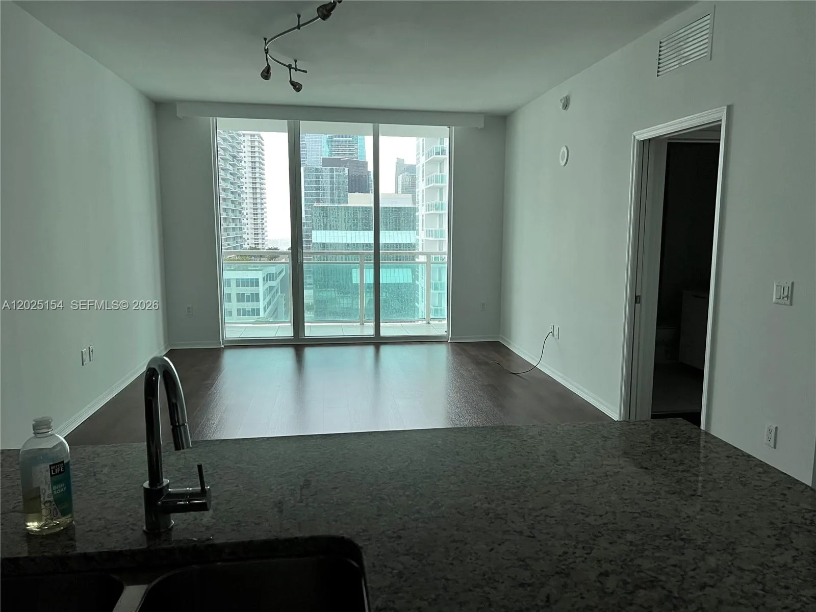 950 Brickell Bay Dr # 2303, Miami, FL 33131 photo 7