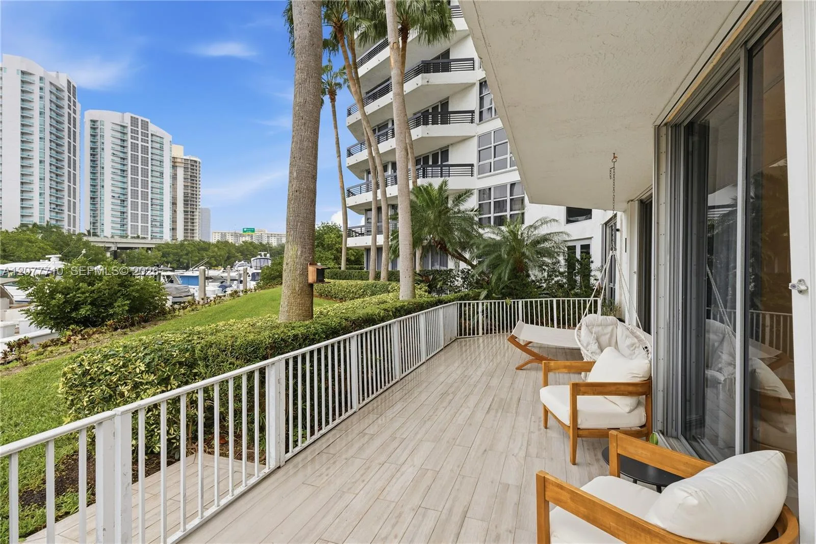 3500 Mystic Pointe Dr # 104, Aventura, FL 33180 photo 5
