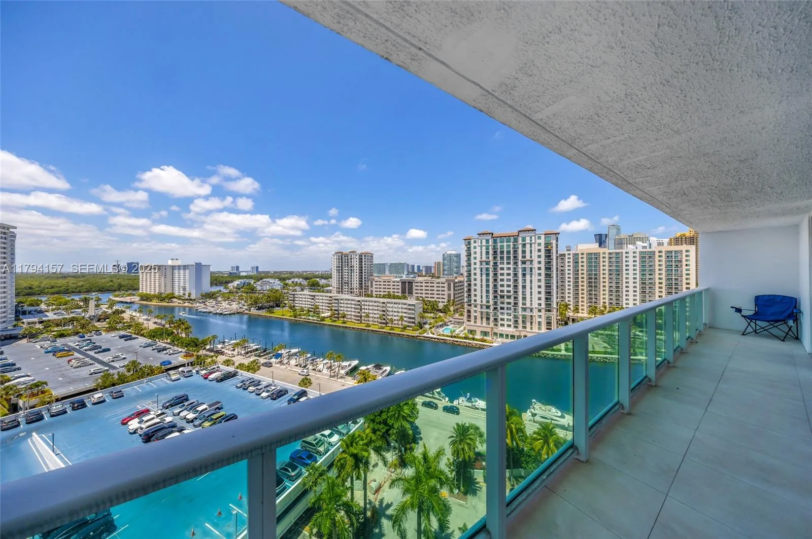 100 Bayview Dr # 1403, Sunny Isles Beach, FL 33160 photo 8