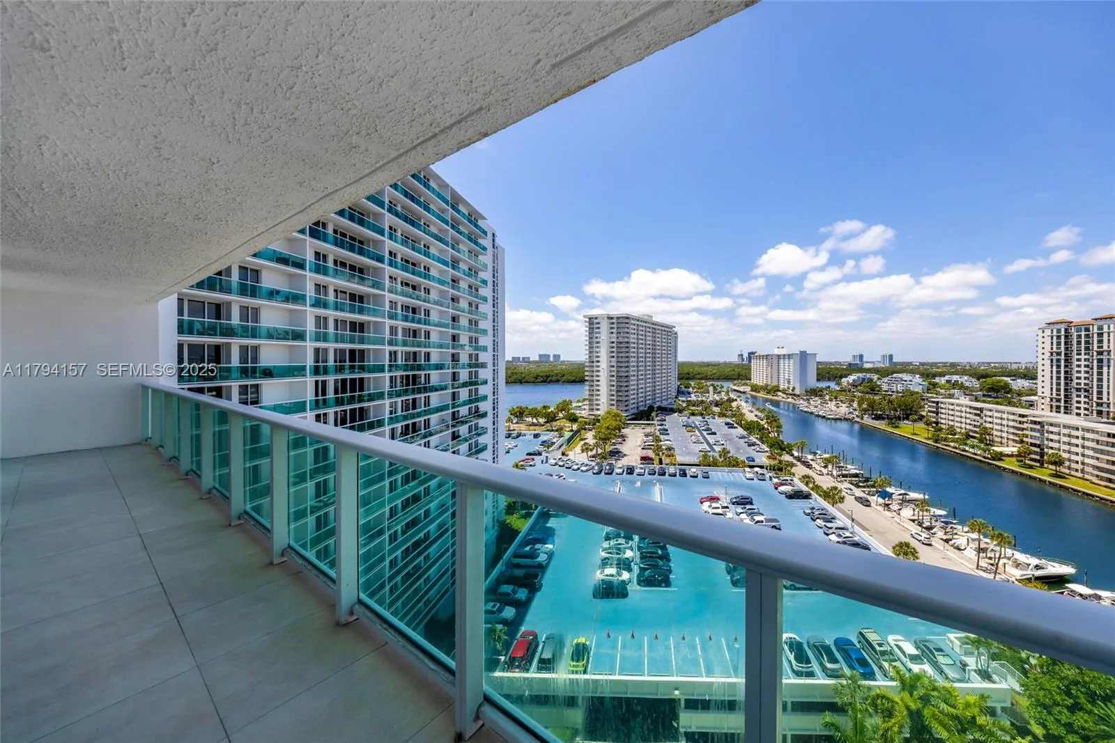 100 Bayview Dr # 1403, Sunny Isles Beach, FL 33160 photo 9