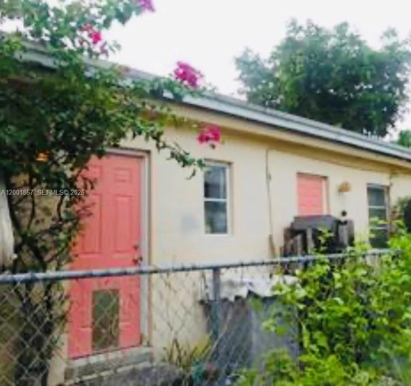1629 Mayo St, Hollywood, FL 33020 photo 11