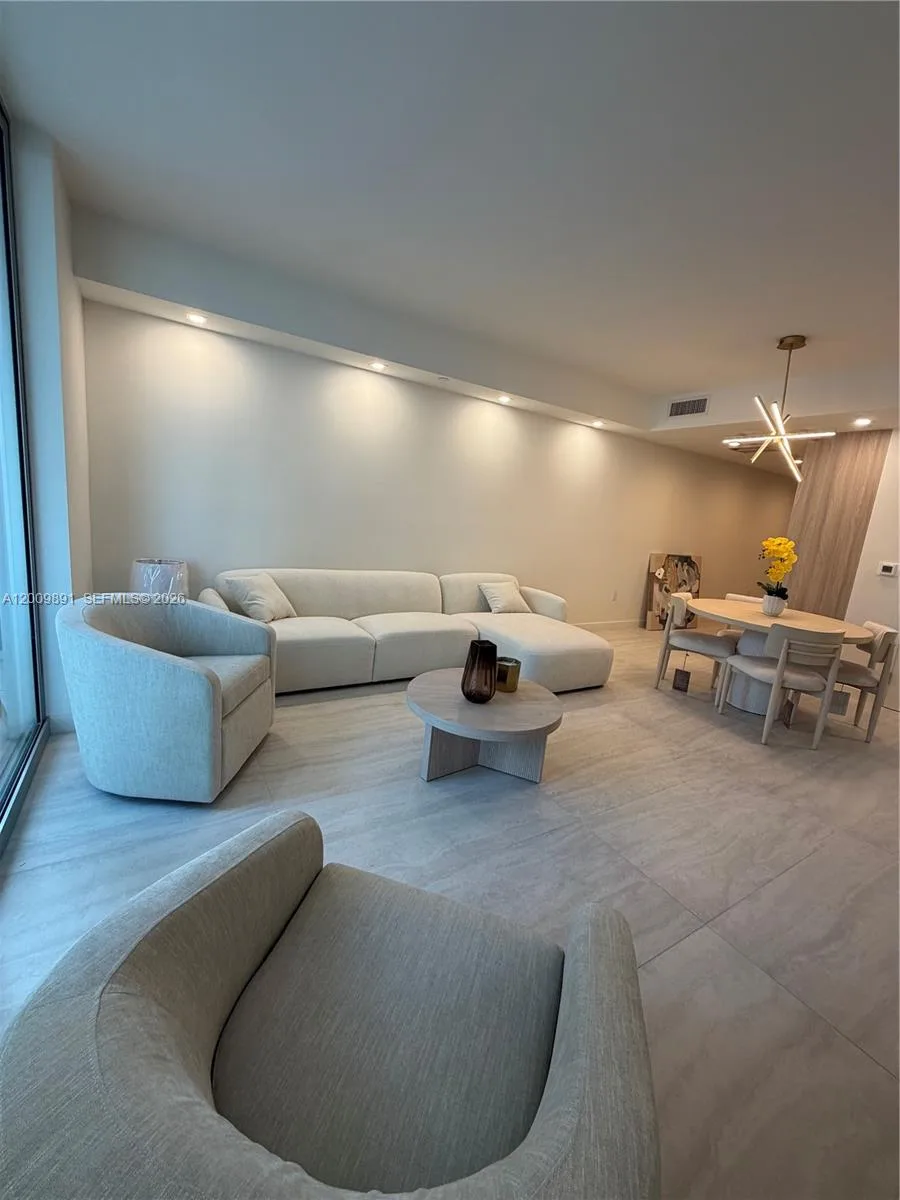 77 SE 5th street # 1614, Miami, FL 33131 photo 6