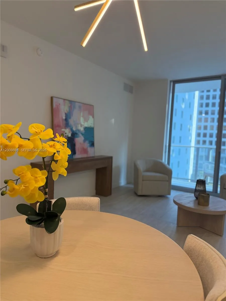 77 SE 5th street # 1614, Miami, FL 33131 photo 7