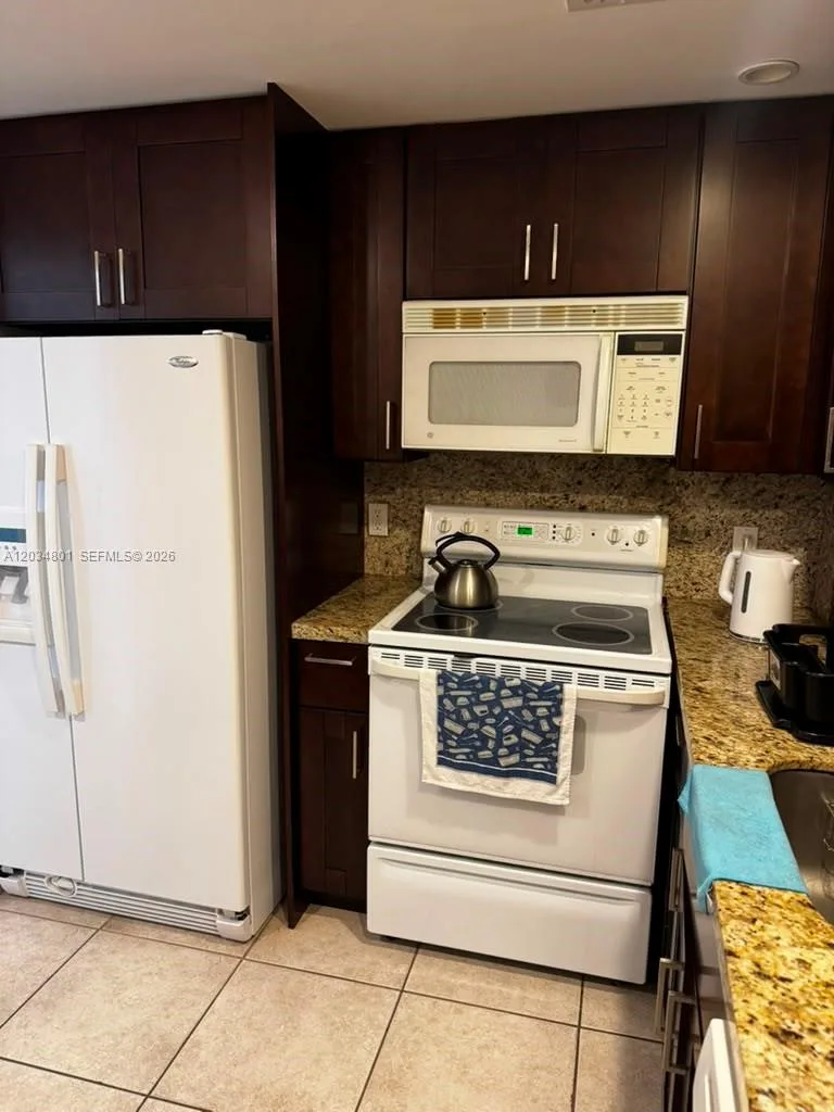 1980 S Ocean Dr # 6J, Hallandale Beach, FL 33009 photo 9