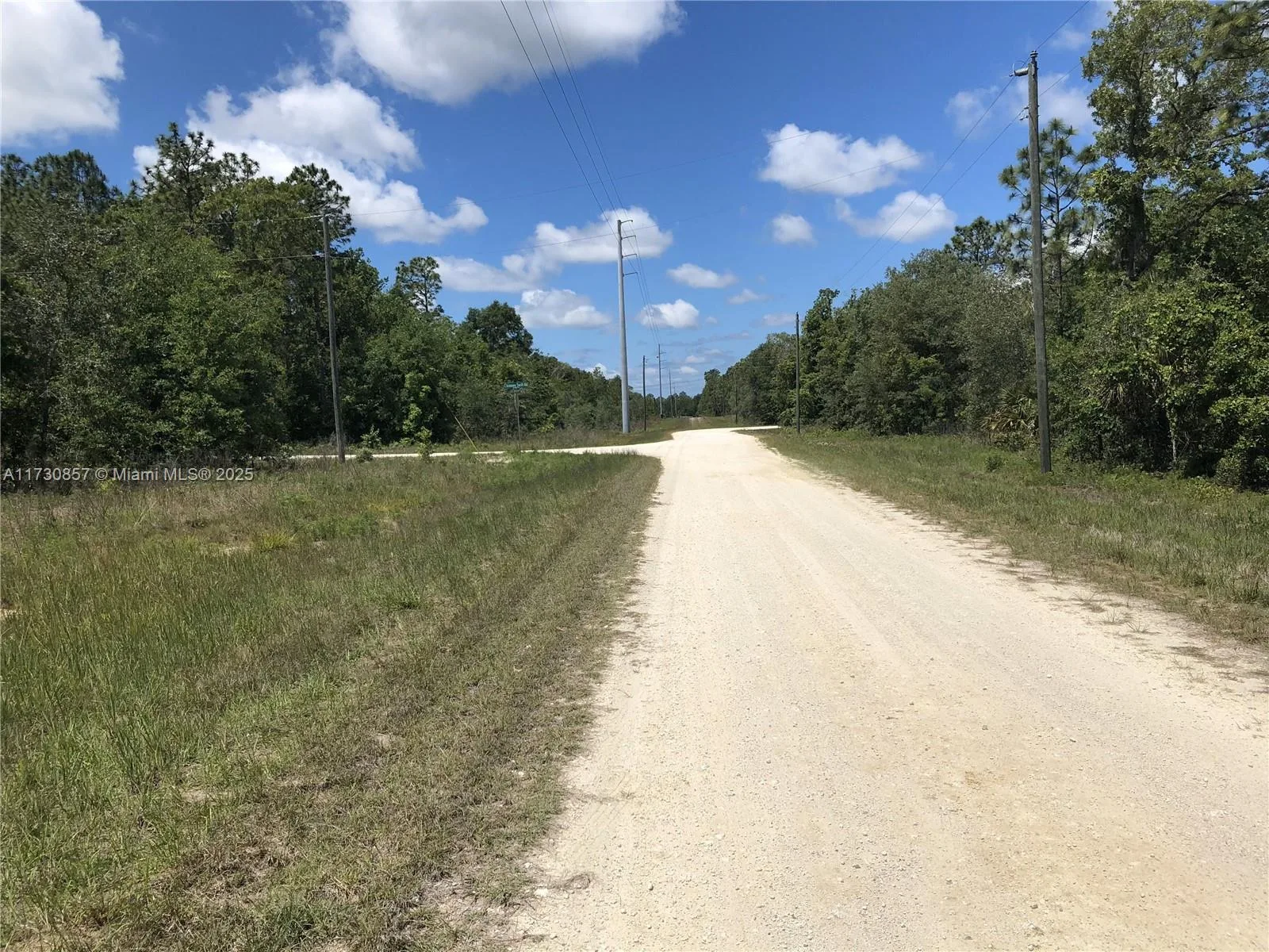 15107 Canvasback Rd, Other City - In The State Of Florida, FL 34614 photo 4