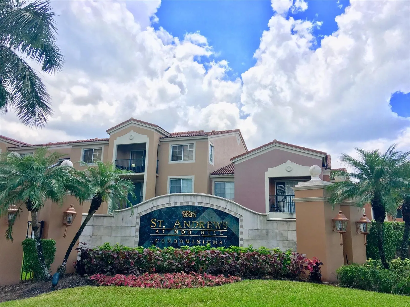 7950 N Nob Hill Road # 203, Tamarac, FL 33321