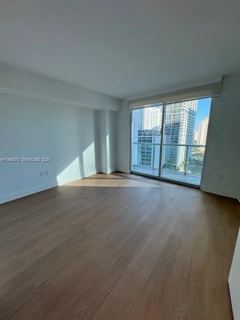 500 Brickell Ave # 1502, Miami, FL 33131 photo 11