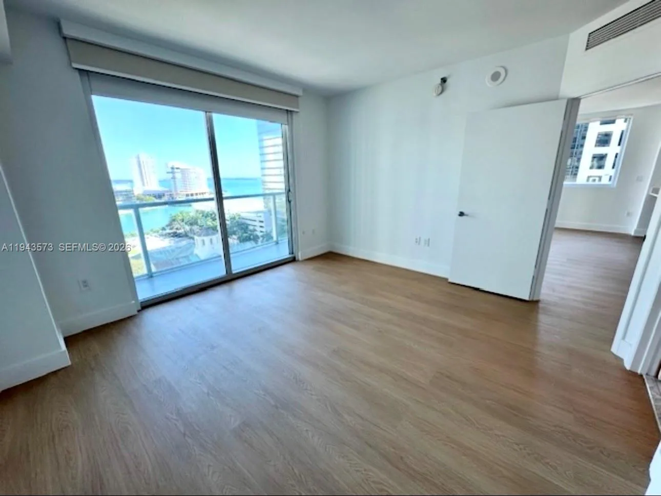 500 Brickell Ave # 1502, Miami, FL 33131 photo 12