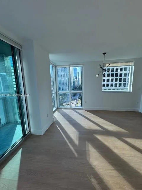 500 Brickell Ave # 1502, Miami, FL 33131 photo 4