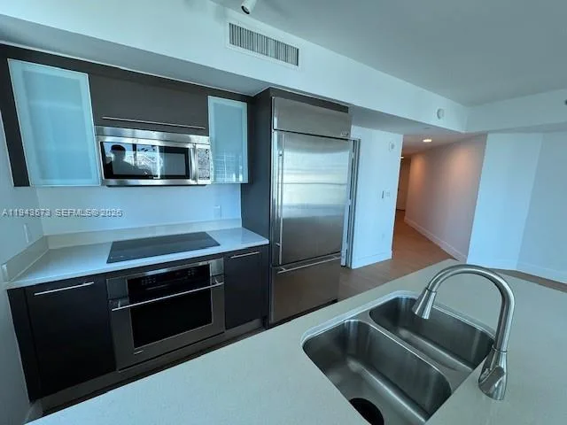 500 Brickell Ave # 1502, Miami, FL 33131 photo 7