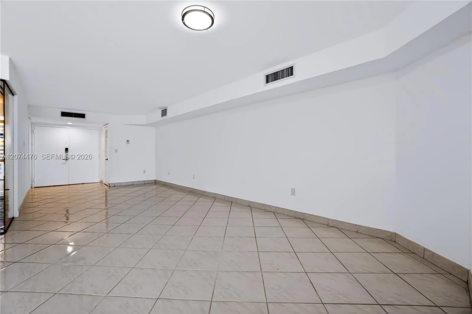 6423 Collins Ave # 1702, Miami Beach, FL 33141 photo 10
