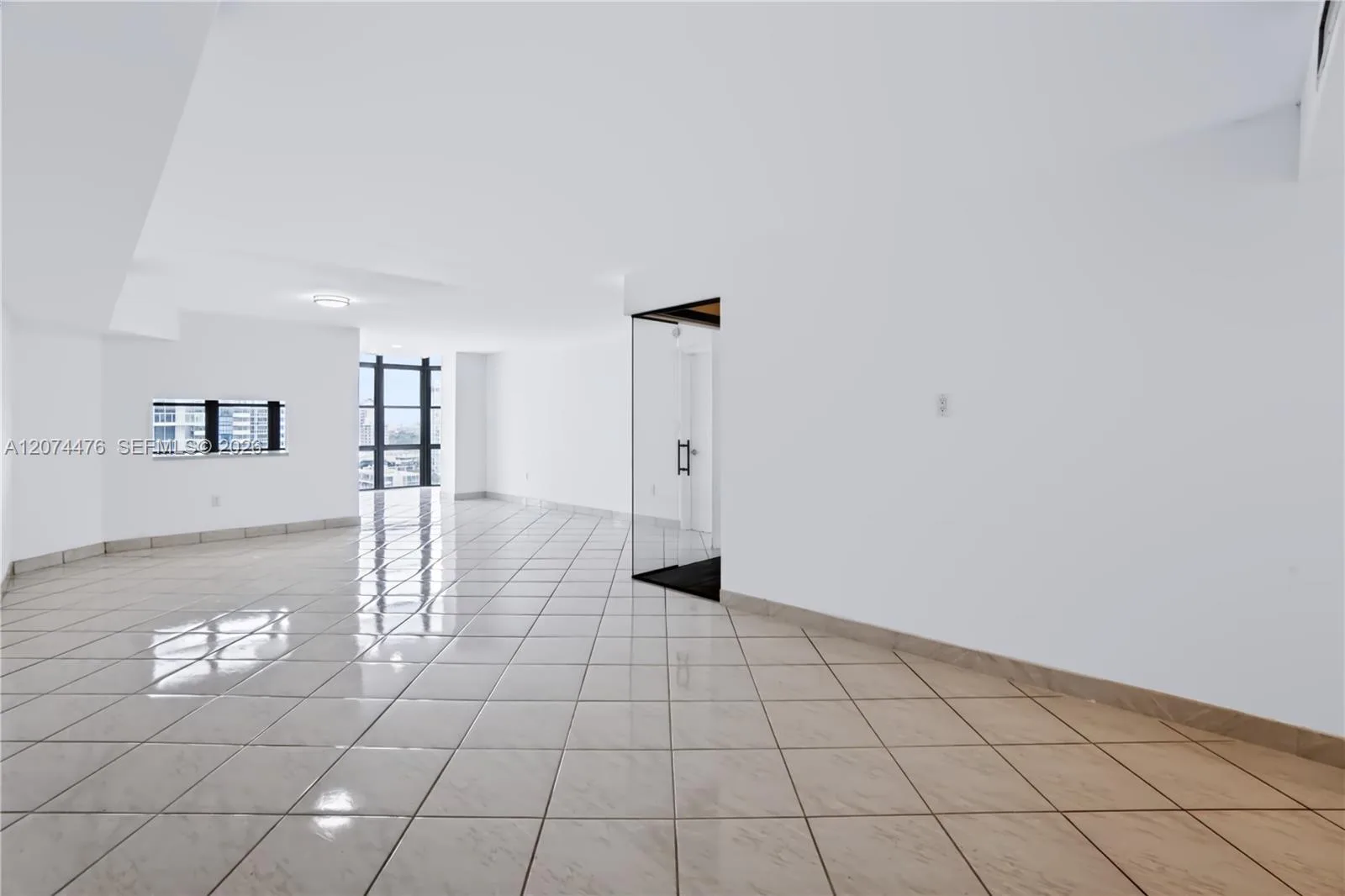6423 Collins Ave # 1702, Miami Beach, FL 33141 photo 6