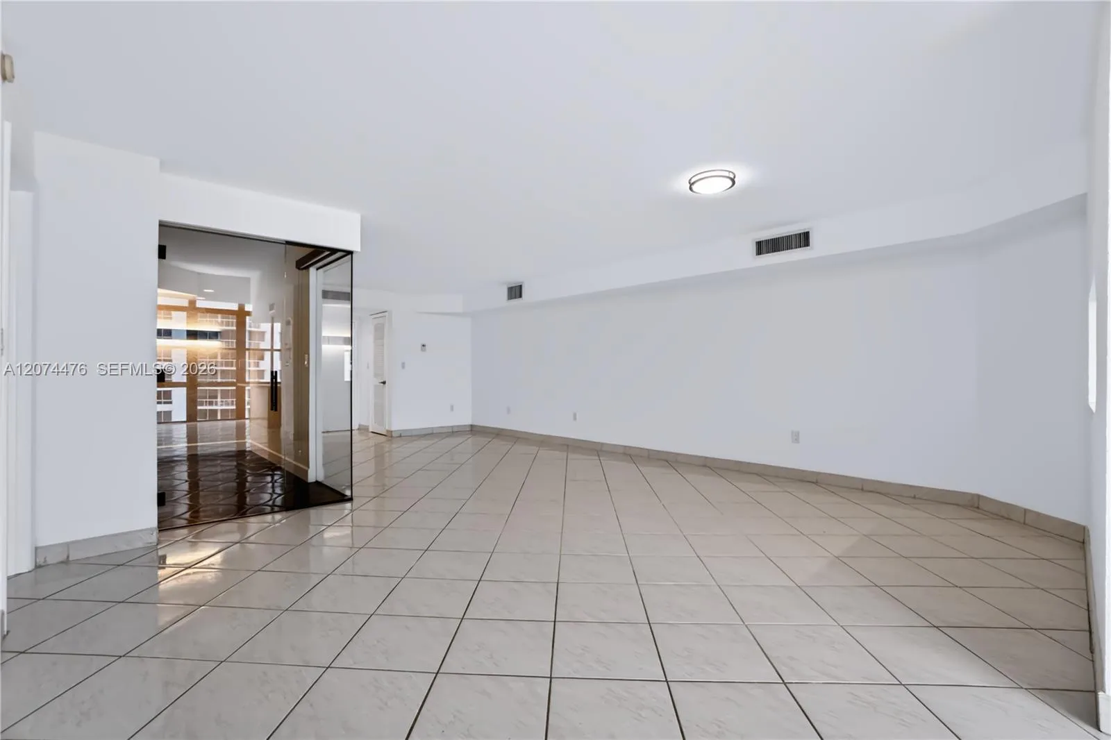 6423 Collins Ave # 1702, Miami Beach, FL 33141 photo 9