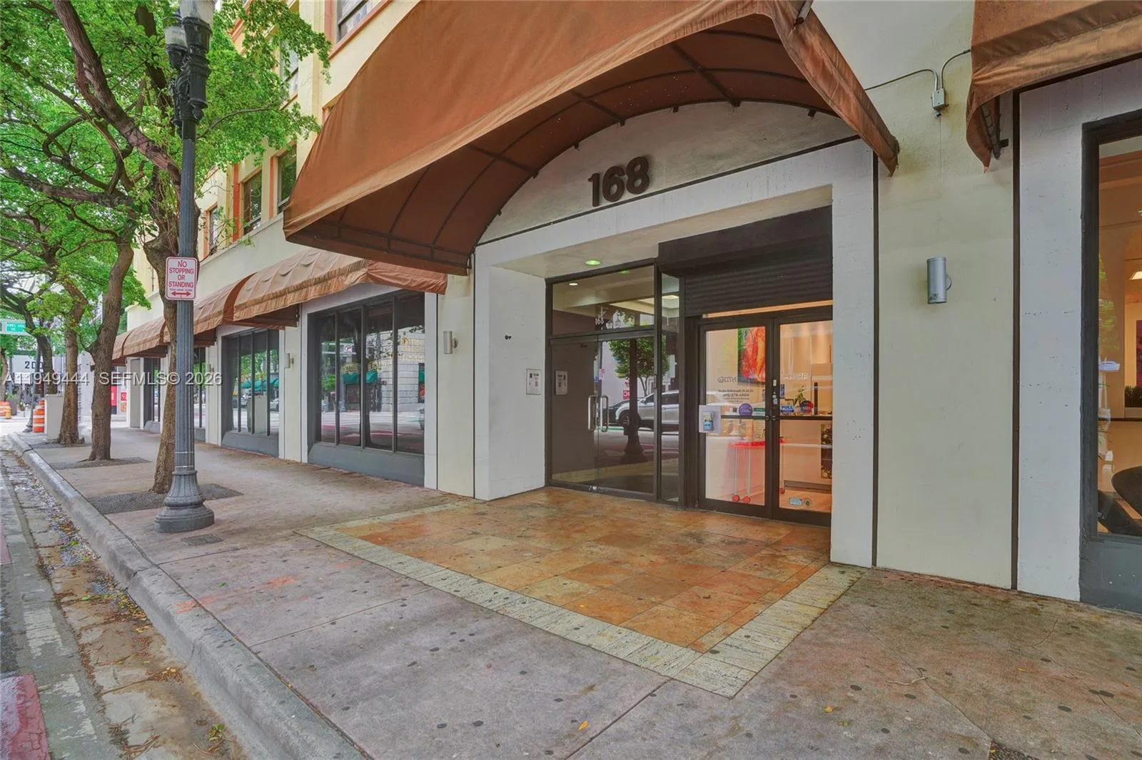 168 SE 1st St # 1200, Miami, FL 33131 photo 3
